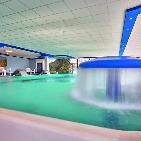 Deichhäuser Anna Küste Deichhäuser Anna Küste 8-12 *